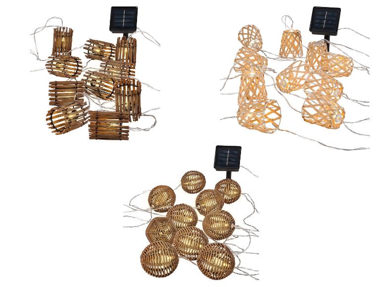 Solar-Lichterketten mit Rattan- und Holzdetails in verschiedenen Formen.