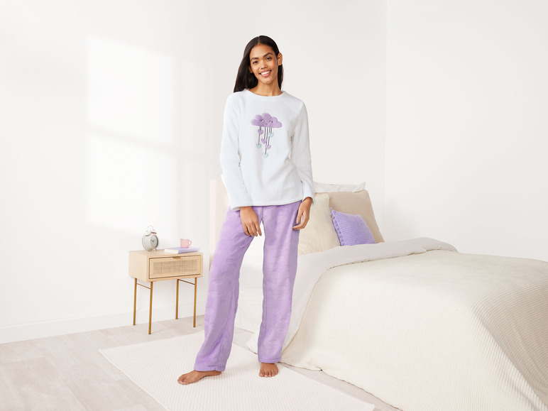 Gehe zu Vollbildansicht: esmara® Damen Pyjama aus weicher, wärmender Plüsch-Qualität - Bild 11