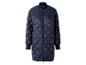 Lange, dunkelblaue Steppjacke.