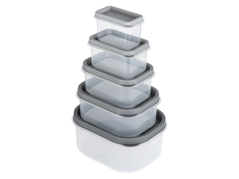 Eine Stapel transparente Plastik-Aufbewahrungsbehälter mit grauen Deckeln.
