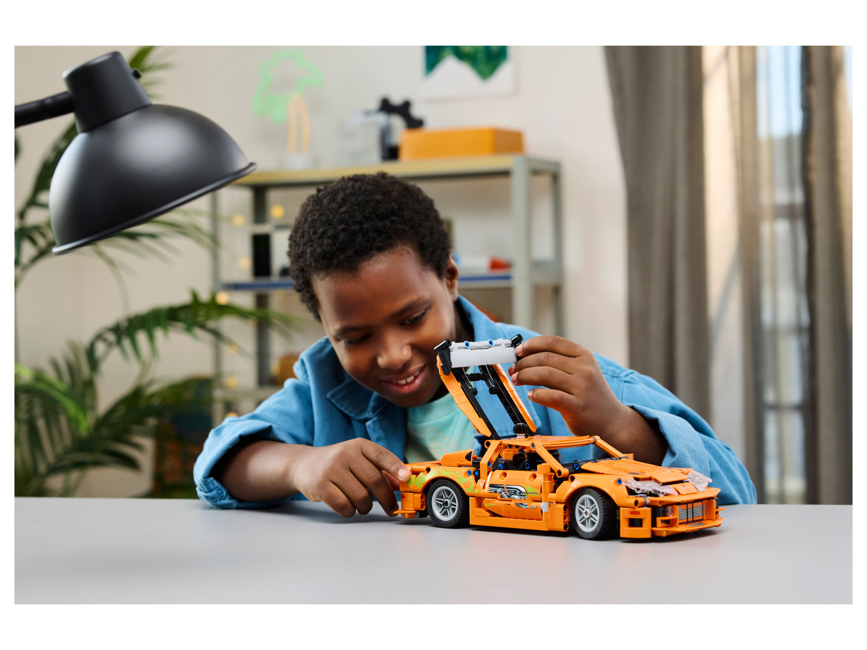 Lego Technic Fast and Furious Toyota Supra MK4 42204 5
