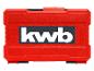 Roter Werkzeugkasten mit schwarzem Panel und weißem Logo.