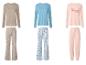Drei Pyjama-Sets: beige mit Blumenhose, blau mit gemusterter Hose, rosa mit „The Dream Club“.