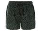 Grüne Shorts mit Leopardenmuster.