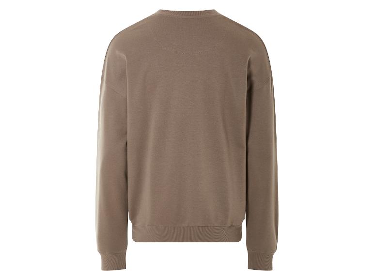 Brauner Pullover, Rückansicht.