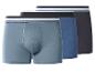 Drei Herren-Boxershorts in Blau- und Grautönen mit gestreiften Bündchen.