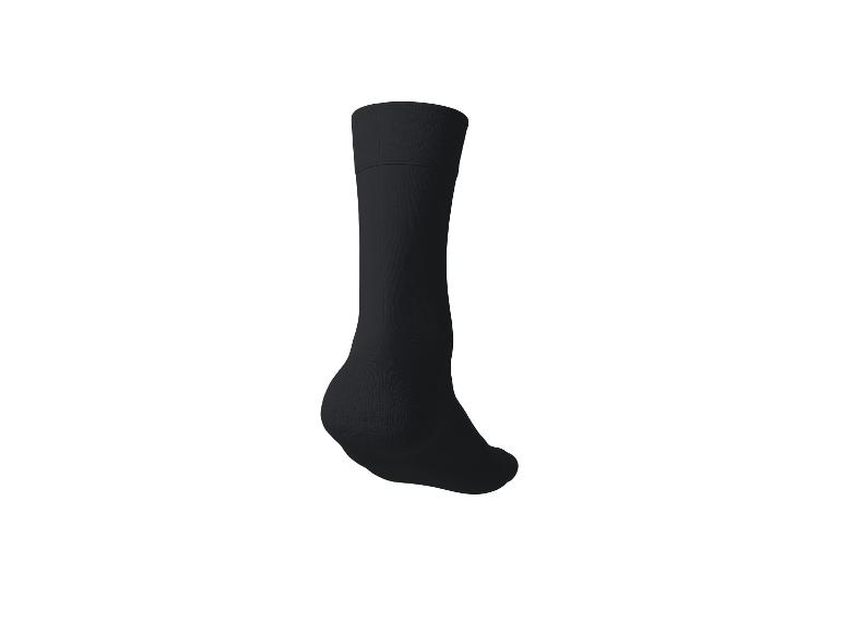 Einfache schwarze Socke, Seitenansicht.