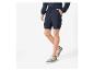 Cargoshorts und Sneaker: lässiger Herren-Look.