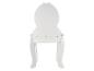 Weißer Stuhl mit ovaler Rückenlehne und geschwungenen Beinen, mit einer Schleife oben.