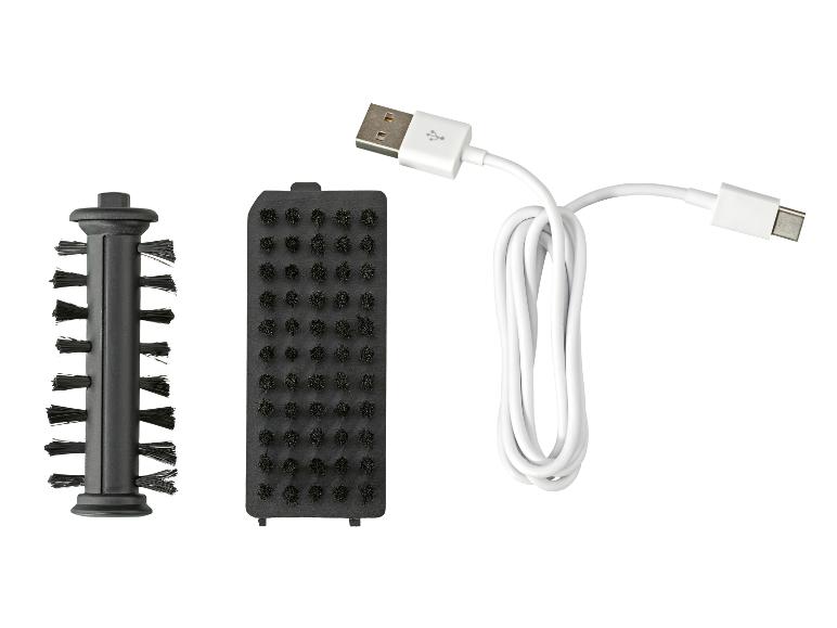Reinigungsbürsten und USB-A zu USB-C Ladekabel.