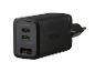 Schwarzes 45W USB-Wandladegerät mit zwei USB-C-Anschlüssen und einem USB-A-Anschluss.