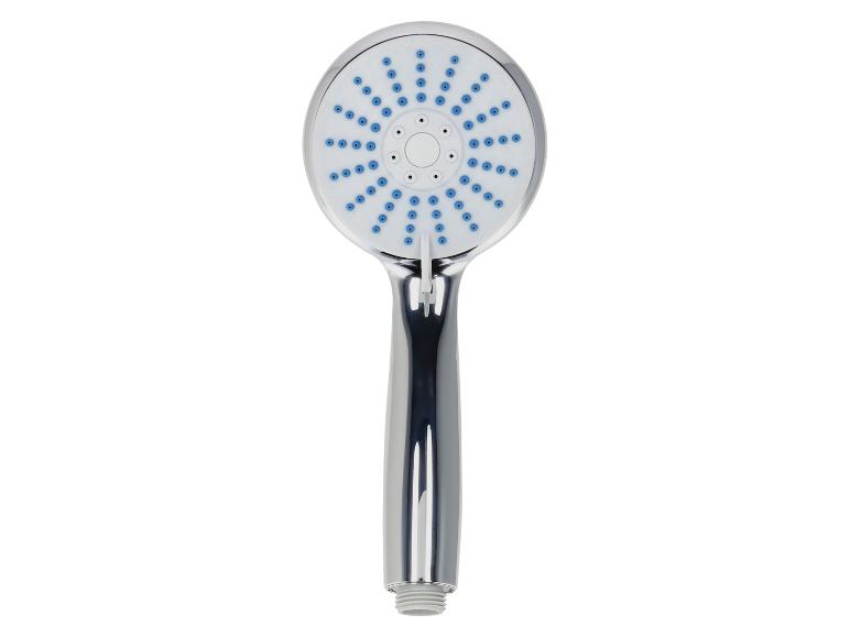 Verchromter Duschkopf mit blauen und weißen Düsen