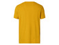 Ein einfarbiges, gelbes T-Shirt für Herren.