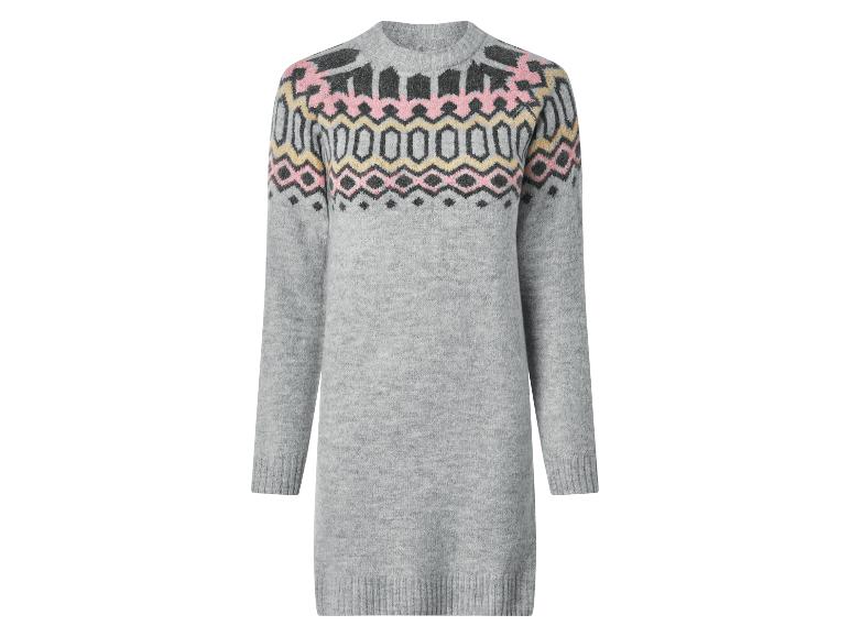 Graues Langarm-Strickkleid mit farbigem Fair Isle-Muster am Ausschnitt.