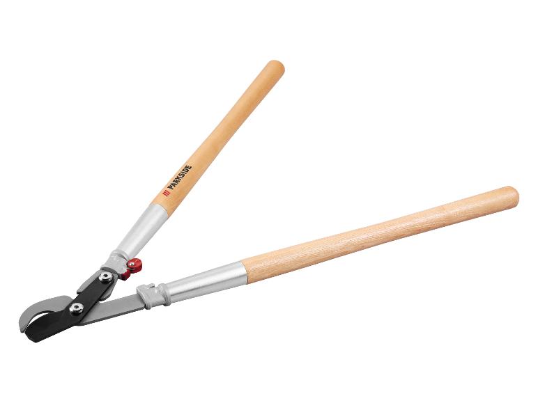 Heckenschere mit Holzgriffen und Metallklingen