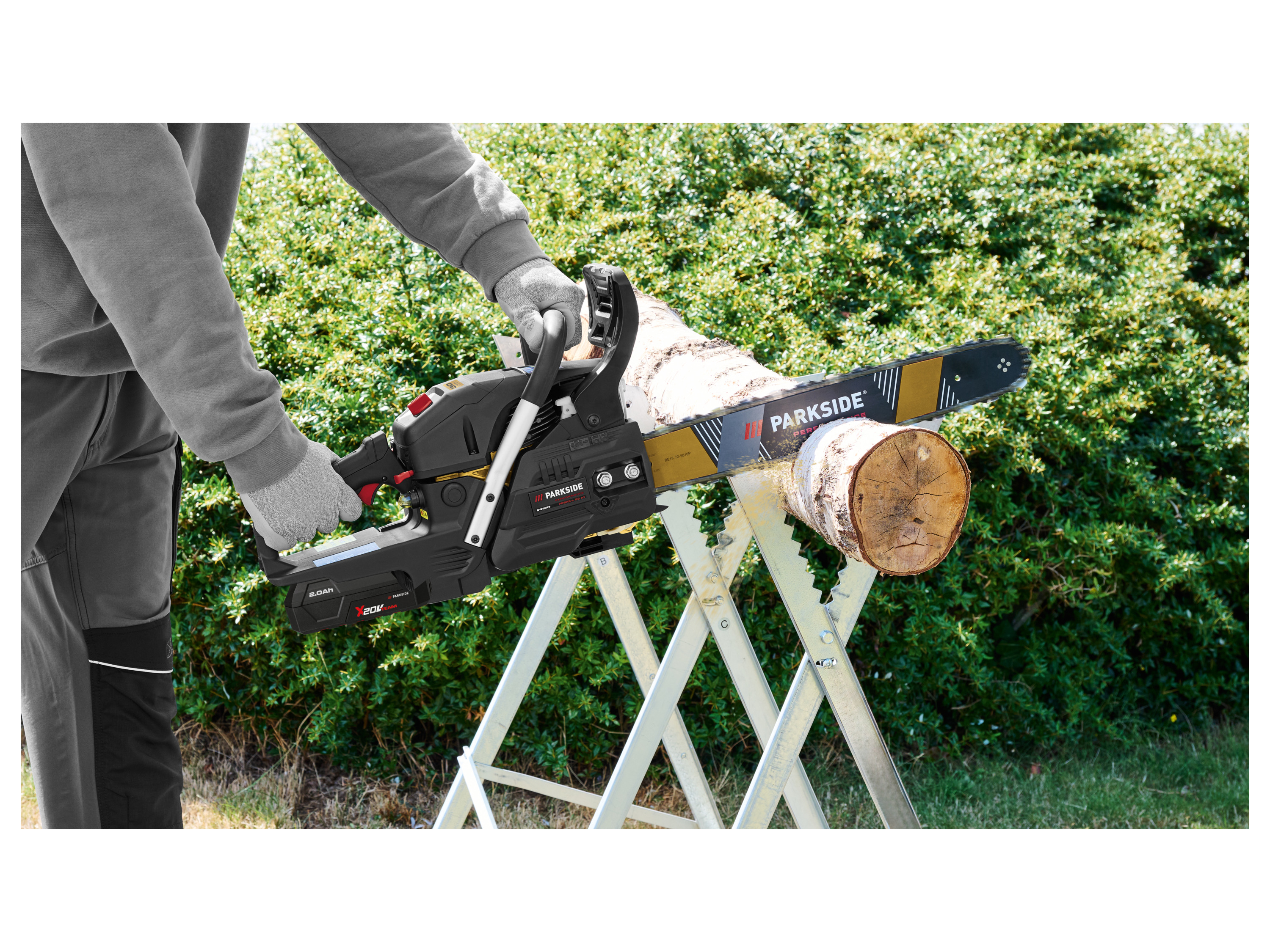 PARKSIDE PERFORMANCE® Benzin-Kettensäge »PPBKS-L 56 A1« mit Elektrostart – Bild 2 von 4
