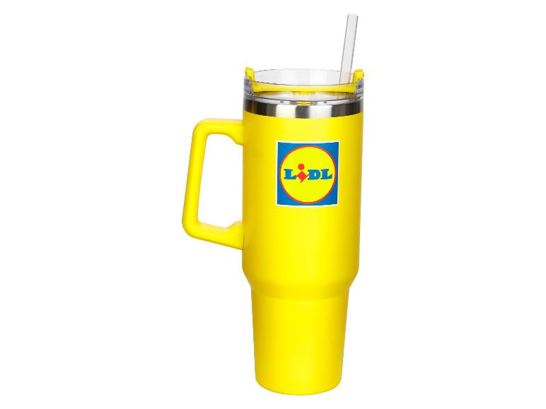 Gelber Lidl Thermobecher mit Strohhalm.