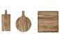 Drei Holzschneidebretter: rechteckig mit Griff, rund mit Griff und quadratisch.