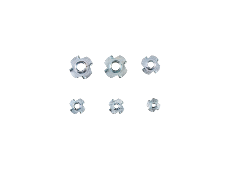Set aus Einschlagmuttern aus Metall in verschiedenen Größen auf schwarzem Hintergrund.