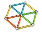 Bunte Magnetstäbe und Kugeln bilden eine geometrische Struktur.