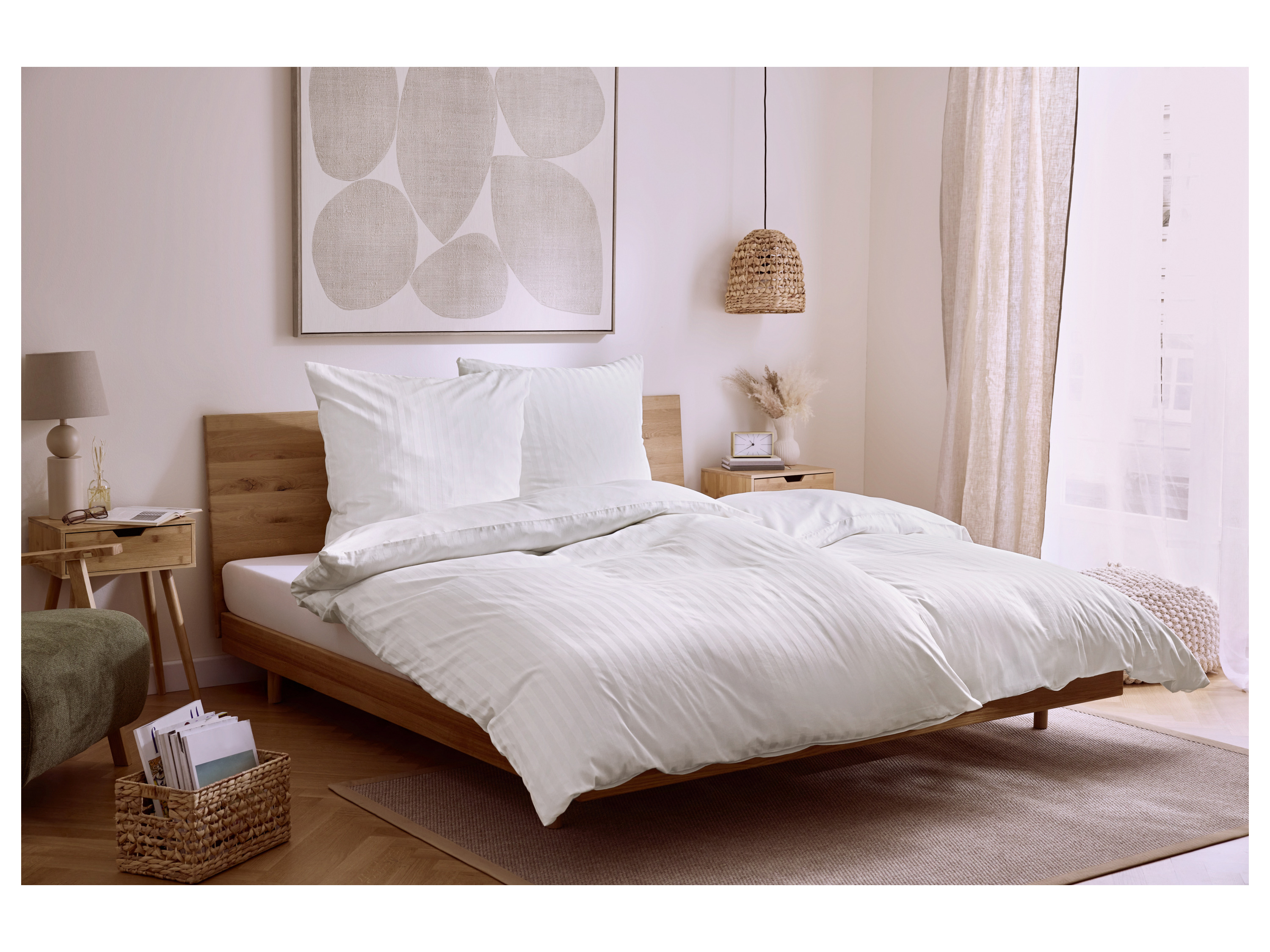 LIVARNO® Luxus Satin Spannbettlaken, 140-160x200x27cm (Weiß) – Bild 2 von 3