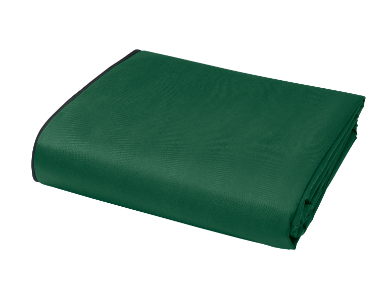 Gefaltete dunkelgrüne Outdoor-Decke oder Plane mit schwarzem Rand.