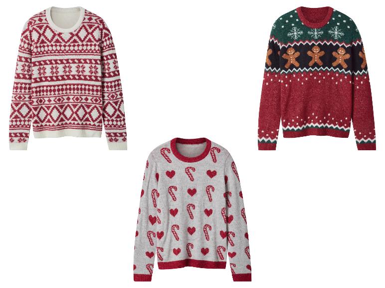 Drei Weihnachtspullover mit festlichen Mustern, darunter Lebkuchenmänner und Zuckerstangen.