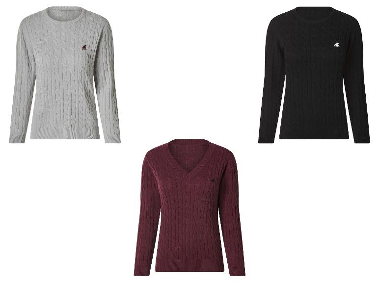 Drei Zopfstrickpullover: grau, schwarz und bordeaux.
