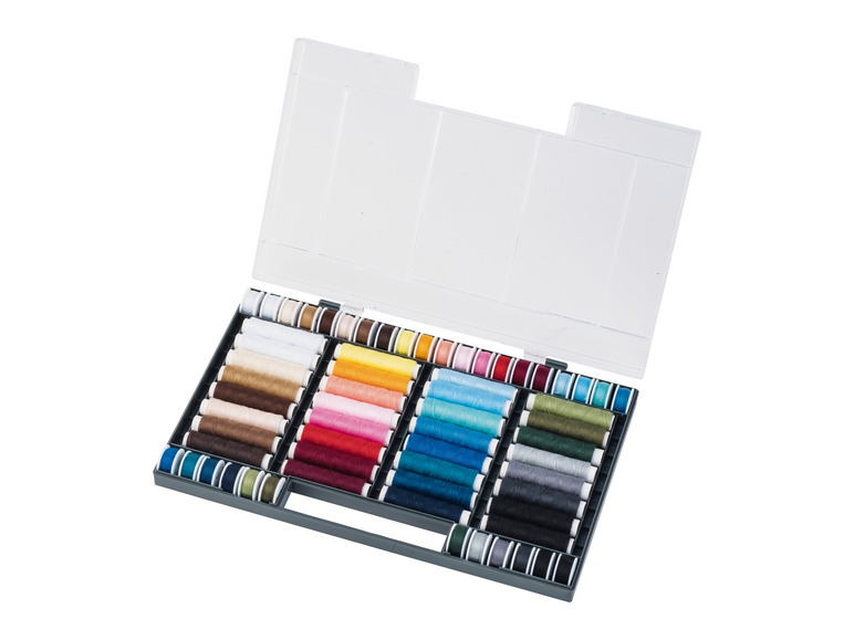 Eine Box mit verschiedenen Garnfarben.