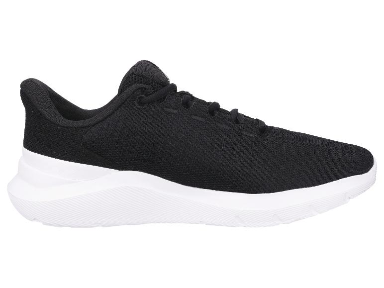 Schwarze Schnürschuhe, weiße Sohle.