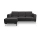 Ein graues Ecksofa mit passendem Hocker.