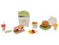Holz-Fast-Food-Spielset mit Burger, Pommes und Getränken.