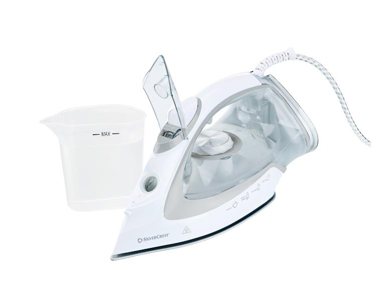 Weißes Dampfbügeleisen mit transparentem Wassertank und Messbecher.