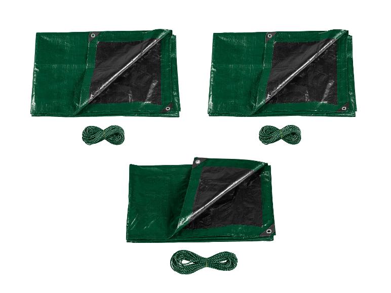 Drei grüne Planen mit Seilen