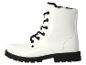 Weiße Leder-Combatboots mit schwarzen Schnürsenkeln und Sohle.