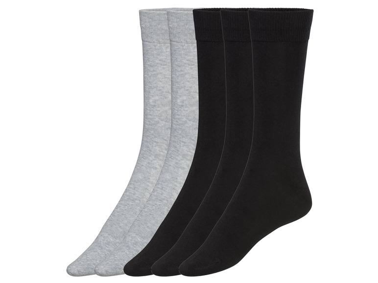 Schwarze und graue Socken