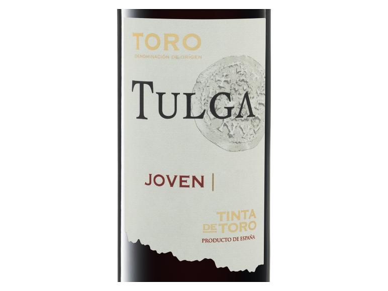 Etikett einer Rotweinflasche mit dem Text „Toro Tulga Joven Tinta de Toro“.