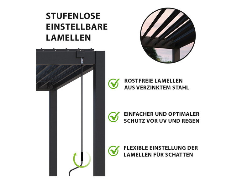 Eine schwarze Pergola mit verstellbaren Lamellen, die Schatten spenden.