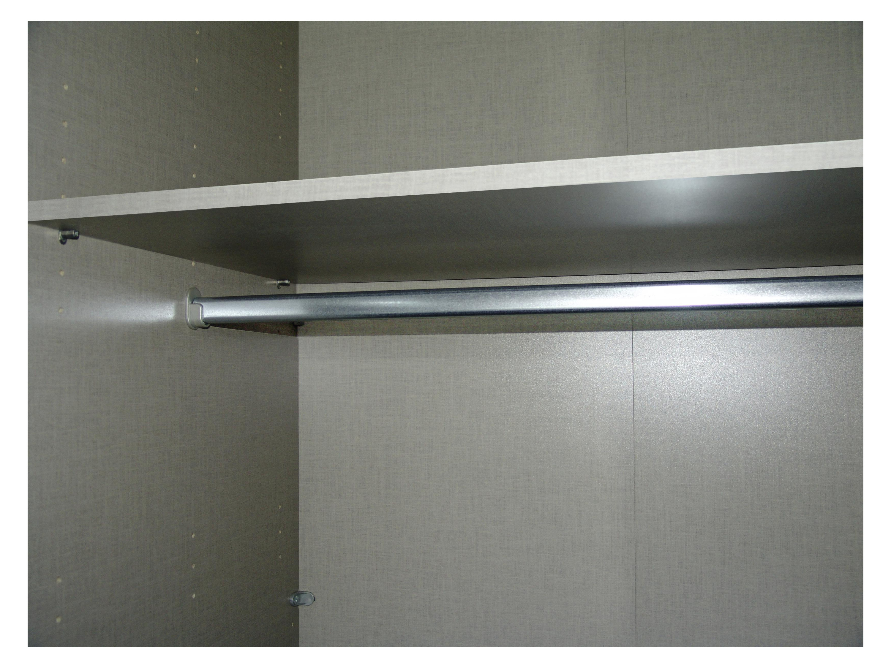 Thumbnail - rauch ORANGE Quadra Schwebetürenschrank mit Spiegelelementen (Basic-Zubehör, Korpus: Graumetallic, 271 x 210 cm)