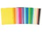 Ein Fächer aus bunten Papierbögen, darunter Gelb, Orange, Pink, Blau und Grün.