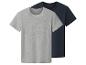 Zwei Herren-T-Shirts mit kurzen Ärmeln, eines grau und eines dunkelblau.