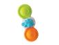 Spielzeugrassel mit grünen, blauen und orangefarbenen Ringen mit einem Dinosaurier.