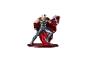 Superheld Thor-Figur in rotem Umhang mit Hammer