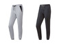 Zwei Paar Jogginghosen, eine graue und eine schwarze.