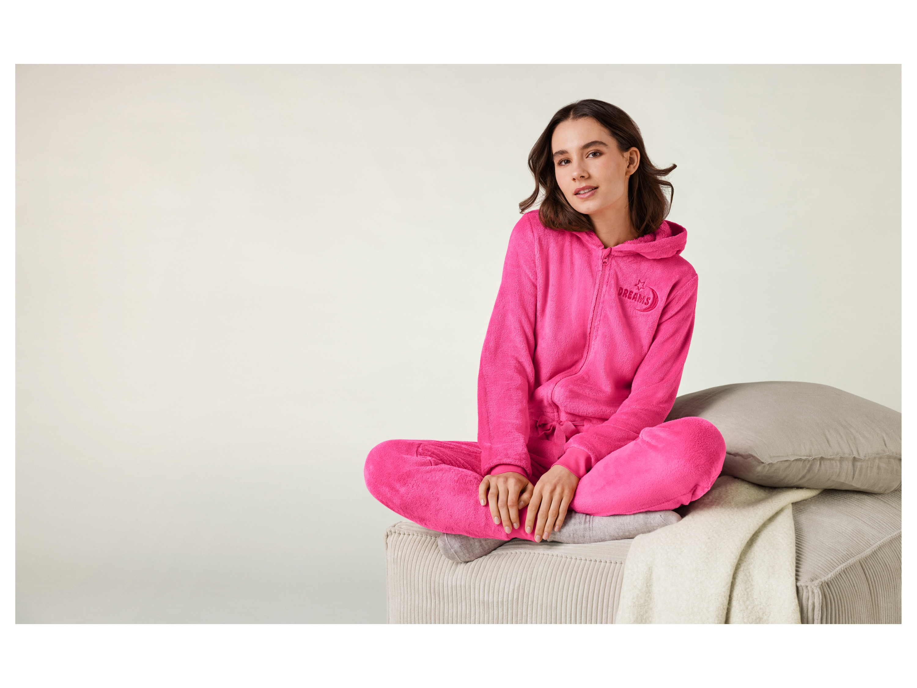 ESMARA® Damen Jumpsuit aus Plüsch (Pink, XS(32/34)) – Bild 2 von 4