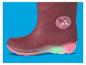 Bordeauxroter Kinder-Regenstiefel mit Blumenmotiv und leuchtender Sohle.