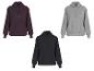 Drei Hoodies: Bordeauxrot, Grau und Schwarz, jeweils mit kleinem Herz-Logo.