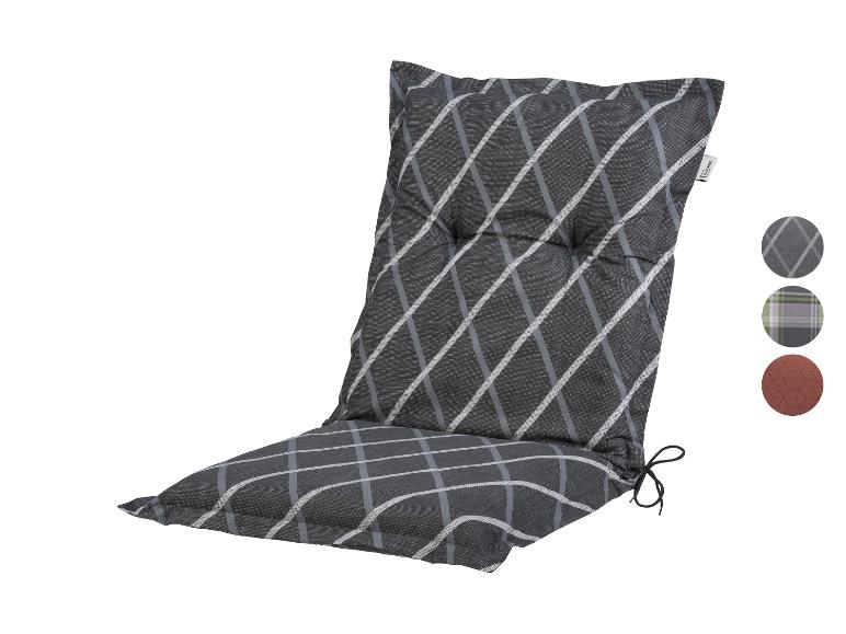 Graues Stuhlkissen mit Karomuster und drei Farbvarianten.