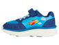 Blaue Kinderschuhe mit Flugzeug-Print von Vox.