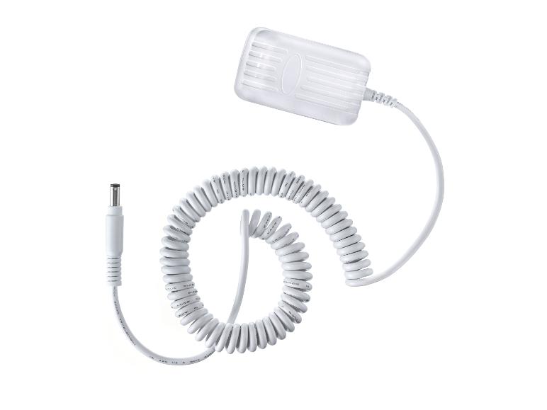 Weißes Ladegerät mit Spiralkabel und DC-Stecker.
